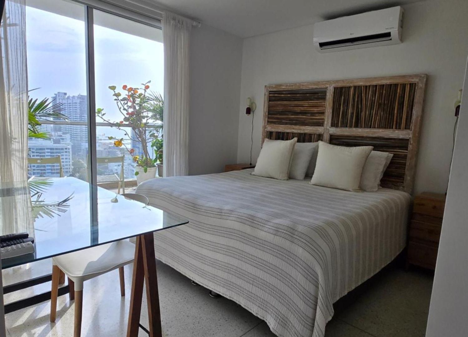 Apartamento Vista Increíble Al Mar Y Centro