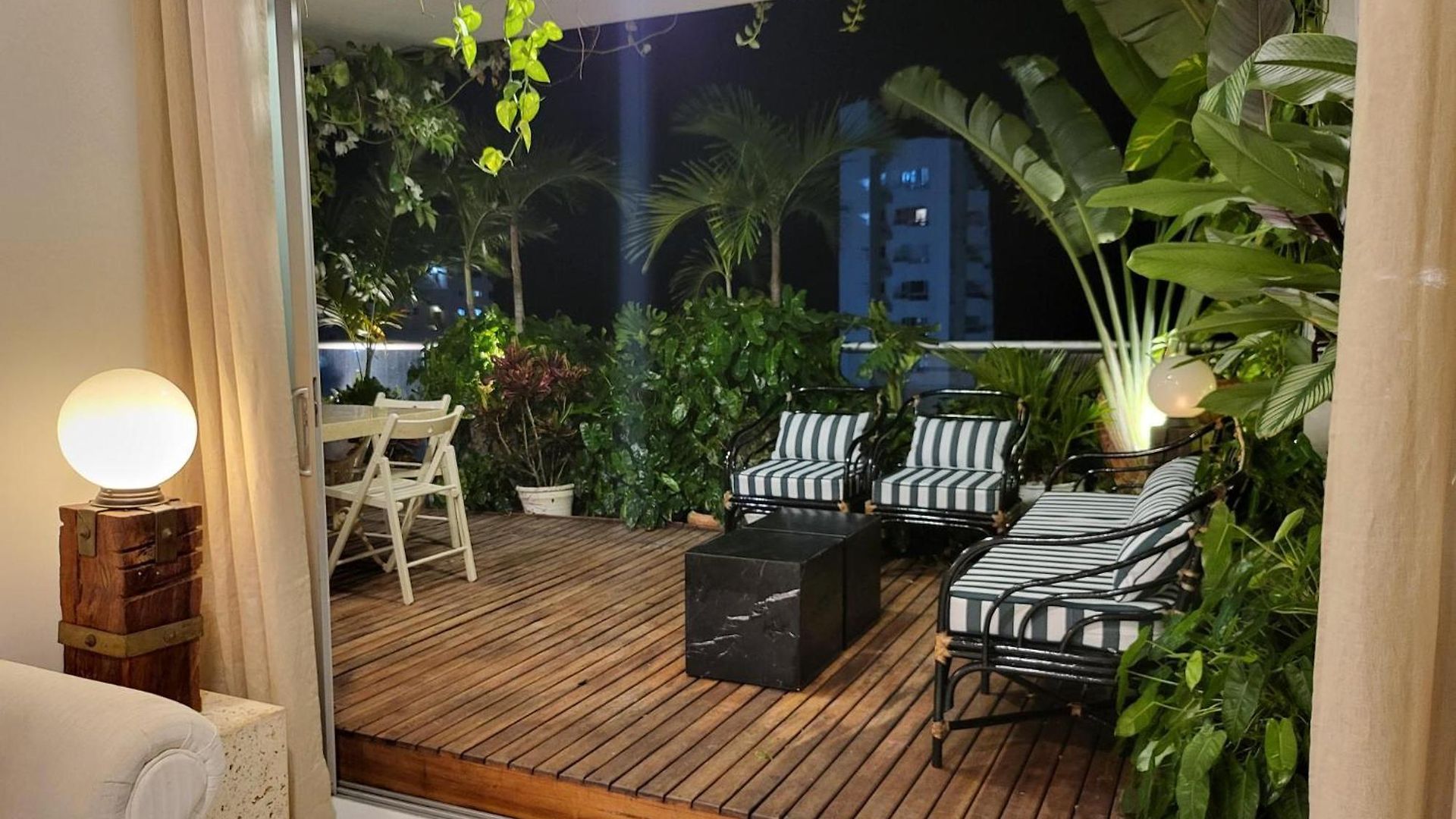 Apartamento Vista Increíble Al Mar Y Centro