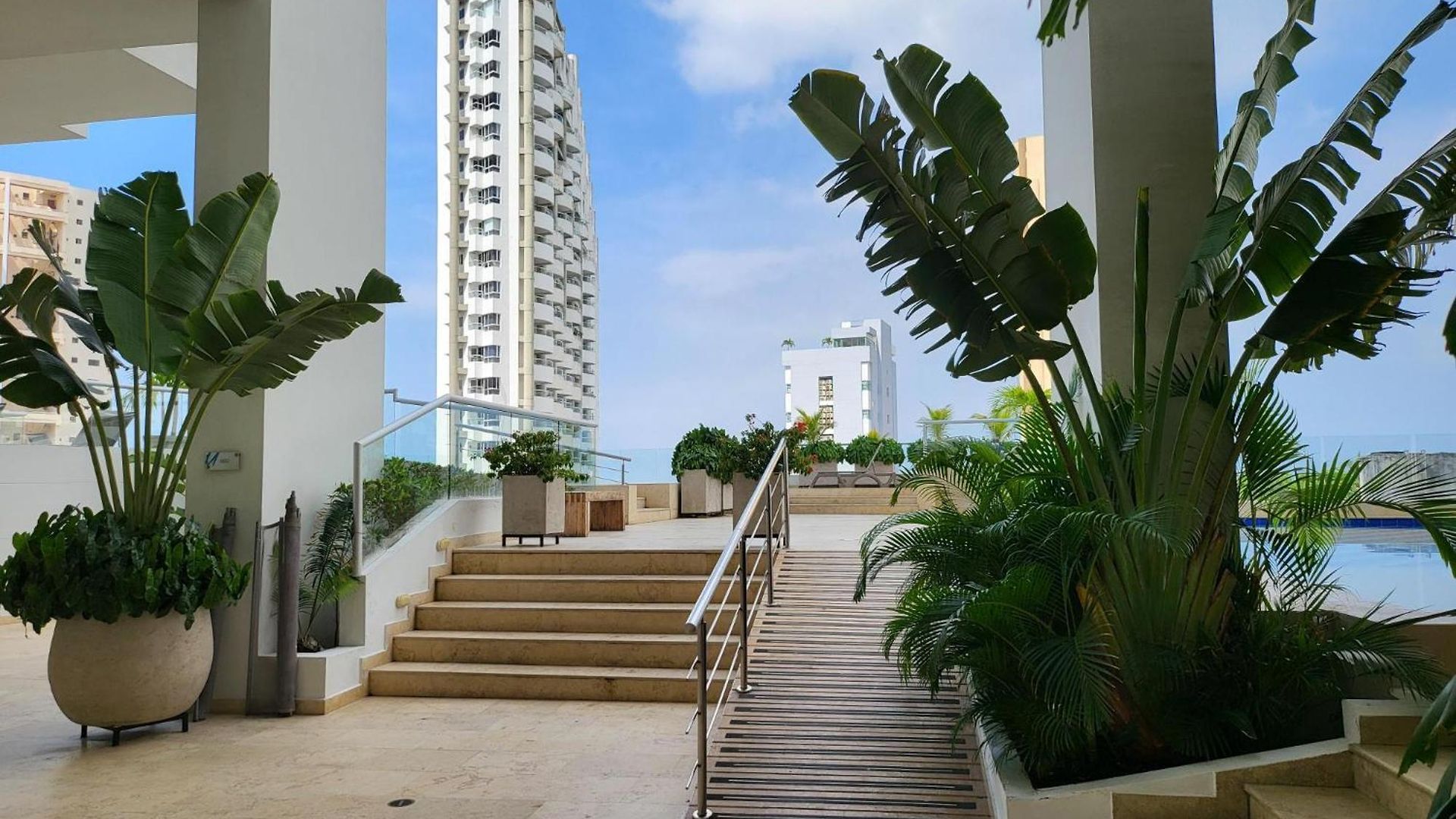 Apartamento Vista Increíble Al Mar Y Centro