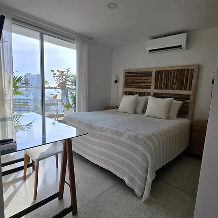 Apartamento Vista Increíble Al Mar Y Centro